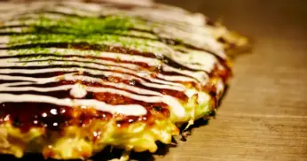 Okonomiyaki (Panqueca Japonesa)