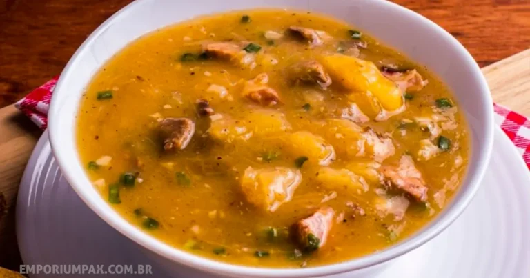 Receita de Sopa de Mandioca com Carne Moída Low Carb