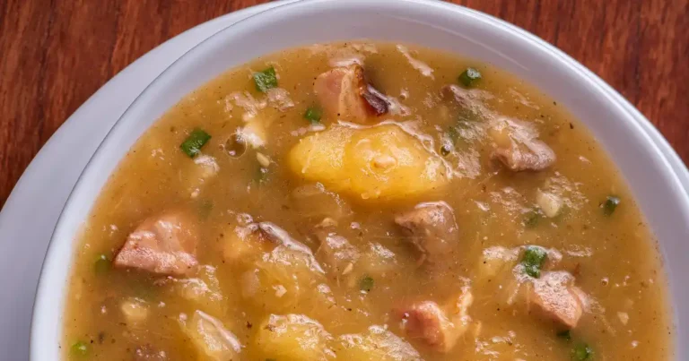 Caldo de Mandioca com Bacon