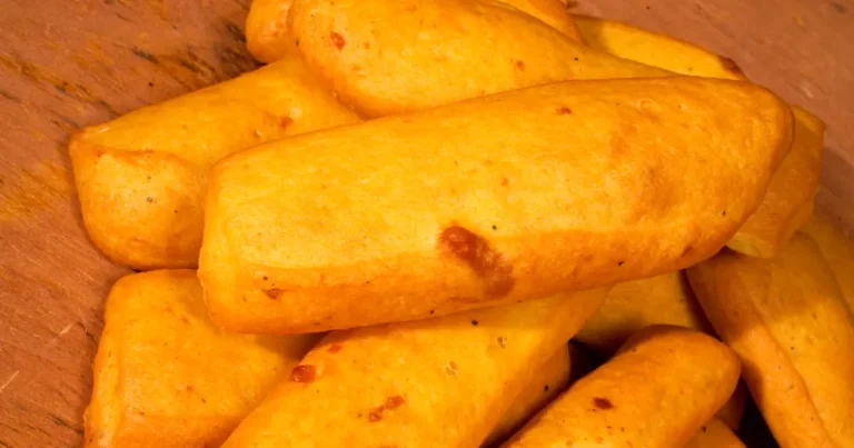 Biscoito de Queijo Assado