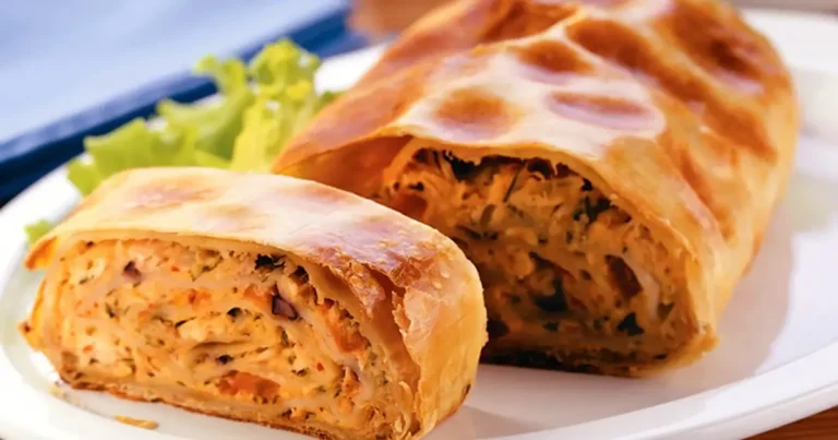 Foto da receita de Enrolado de frango com massa de pastel