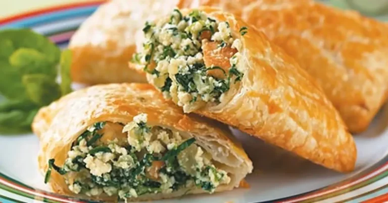 Foto da receita de Folhados de frango com espinafre
