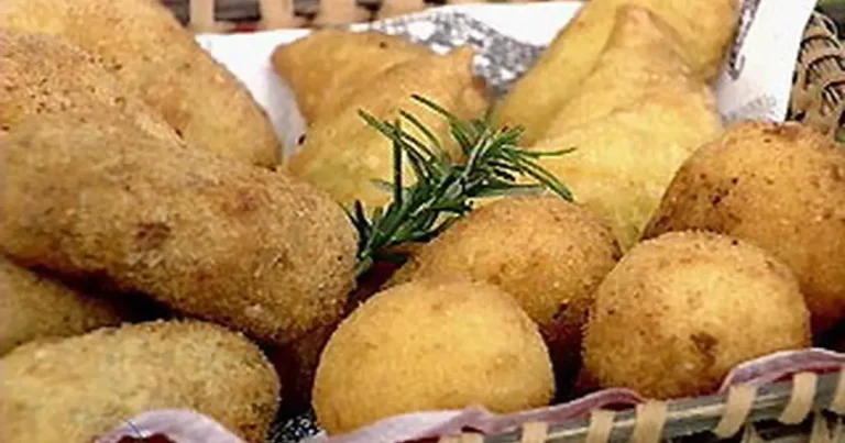 Foto da receita de Pastéis de Angu