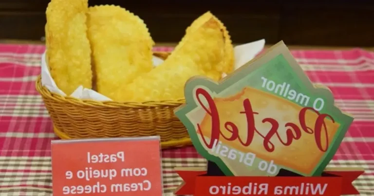 Foto da receita de Pastel com Queijo e Cream Cheese