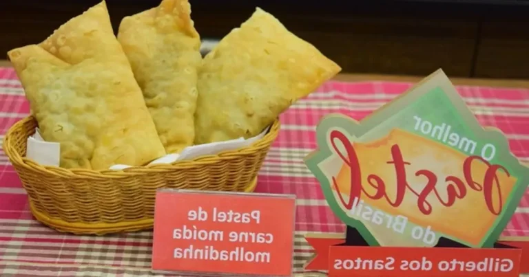 Foto da receita de Pastel de Carne Moída Molhadinha