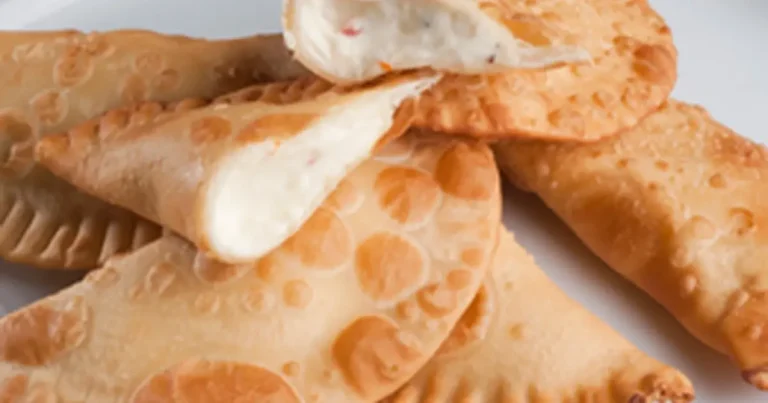 Foto da receita de Pastel de castanha-do-Pará e cream cheese