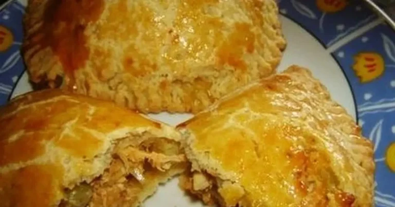 Foto da receita de Pastel de frango assado