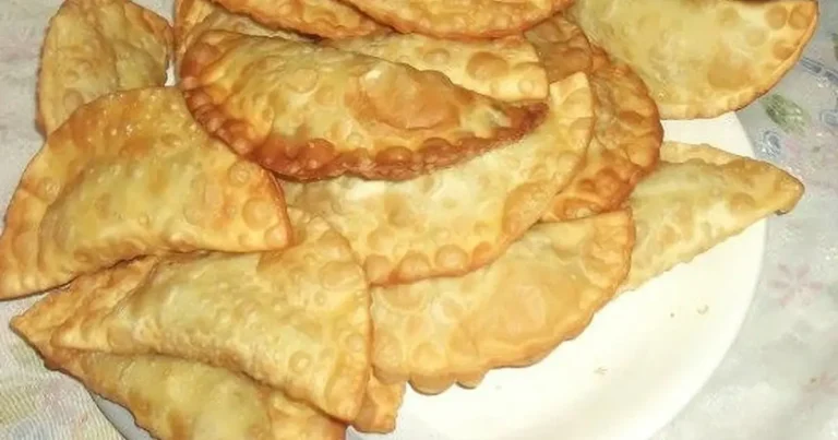 Foto da receita de Pastel de salsichão
