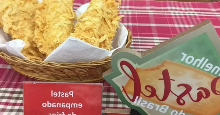 Foto da receita de Pastel Empanado de Frios