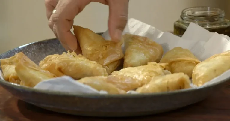 Foto da receita de Como fazer massa de pastel indiano