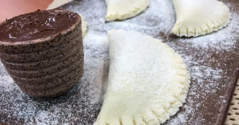 Pastelzinho com creme de avelã