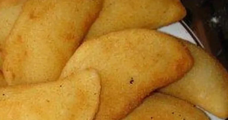Foto da receita de Rissole de inhame com molho de araruta