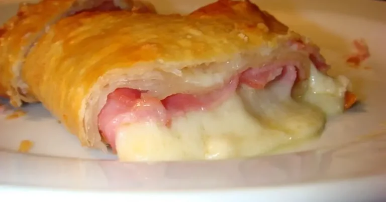 Foto da receita de Rocambole de Lombinho Defumado e Queijo Montanhês