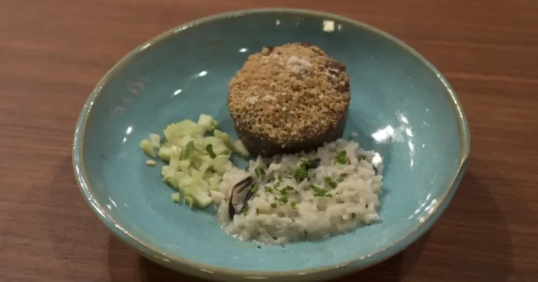 Foto da receita de Arroz de cuxá, torta de caranguejo e vinagrete de maxixe