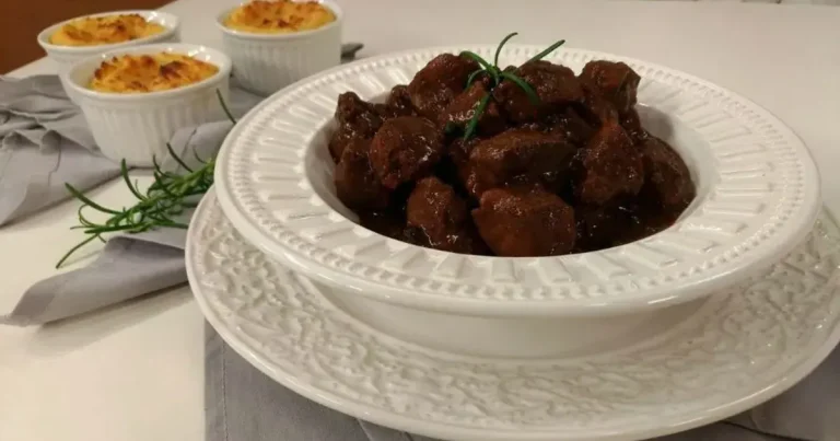 Foto da receita de Carne de Porco com Tortinha de Batata