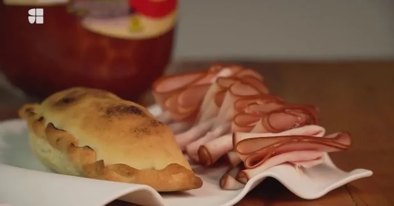 Foto da receita de Empanada de peito de peru
