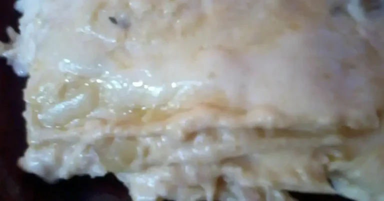Foto da receita de Lasanha de frango com massa de pastel