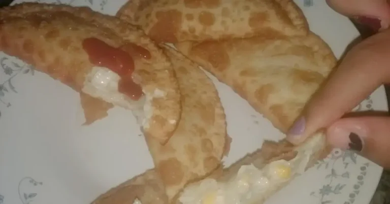 Foto da receita de Pastel de requeijão com peixe