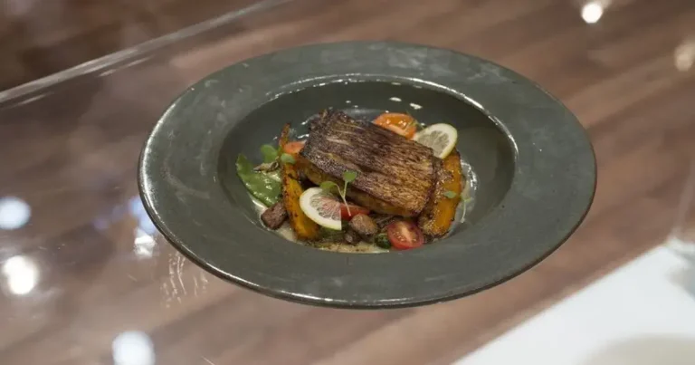 Foto da receita de Peixe grelhado com legumes e molho de limão siciliano