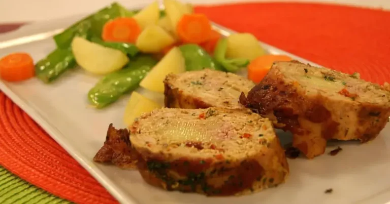 Foto da receita de Rocambole de Frango com Bacon