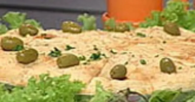 Foto da receita de Torta Cremosa De Palmito E Iogurte