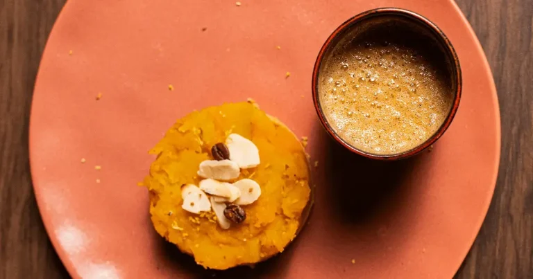 Foto da receita de Torta de abóbora com cappuccino de cogumelos