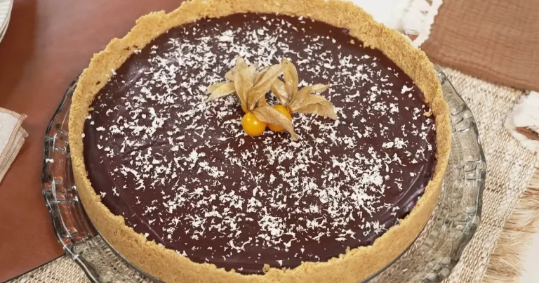 Foto da receita de Torta de chocolate com biscoito