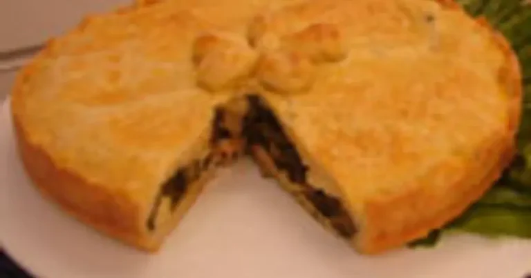 Foto da receita de Torta de escarola com queijo