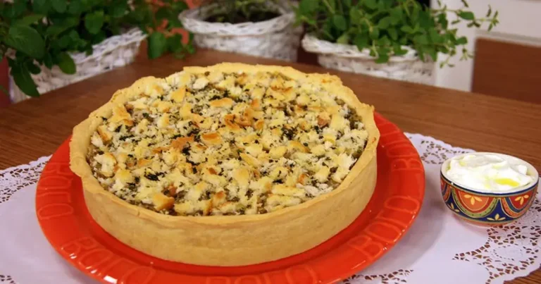 Foto da receita de Torta de Lentilha com Batata Doce e Coalhada