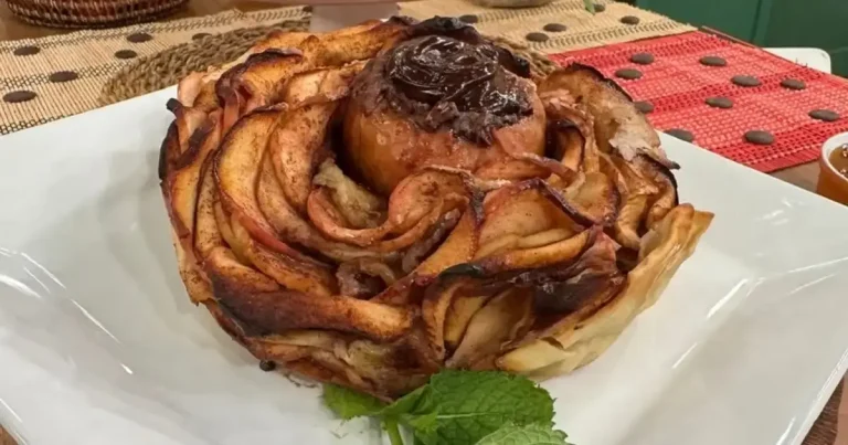 Foto da receita de Torta de maçã decorada