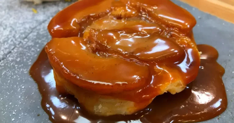 Foto da receita de Torta de Maçã Invertida