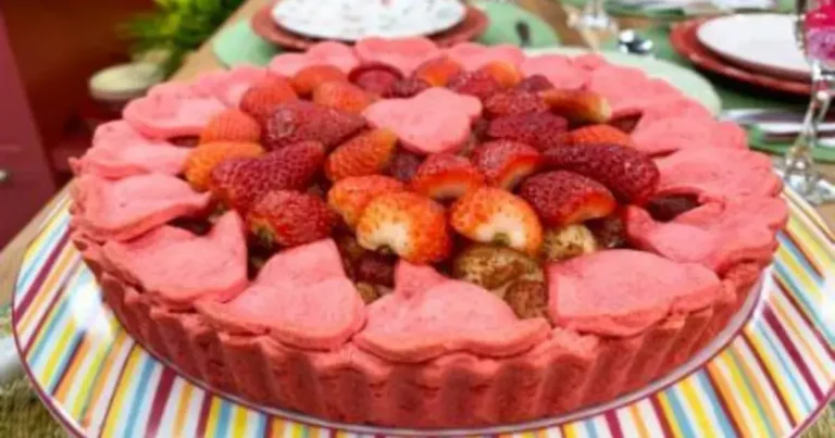 Foto da receita de Torta de morango com creme