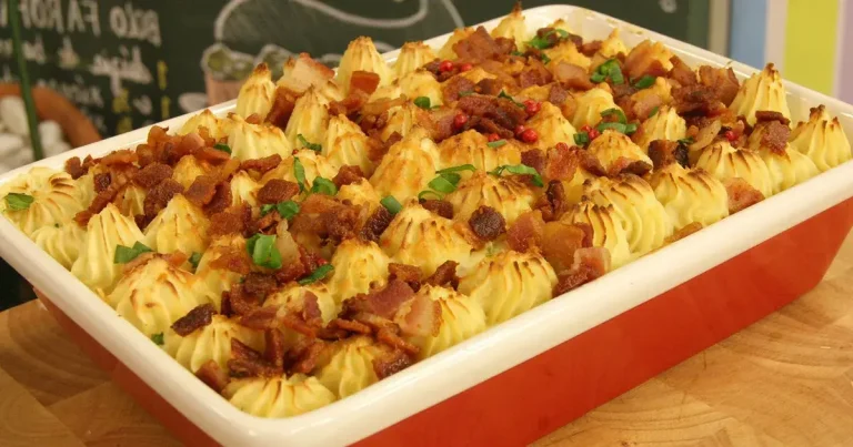Foto da receita de Torta de Peixe com Cobertura de Bacon Crocante