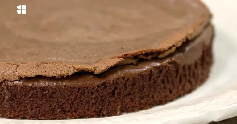 Foto da receita de Torta mousse de chocolate