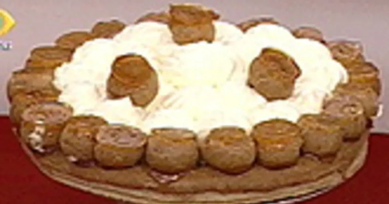 Foto da receita de Torta Saint-Honoré