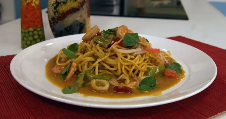 Foto da receita de Yakisoba Thai de Frutos do Mar