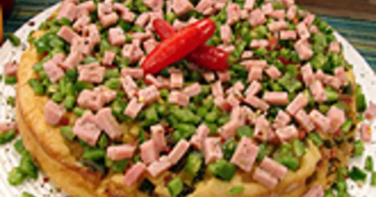 Foto da receita de Bolo de presunto e cebola