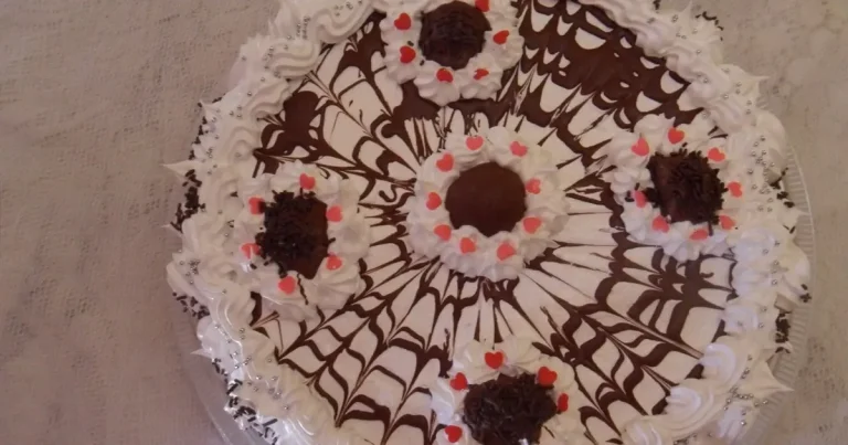 Foto da receita de Bolo Especial de Bombom