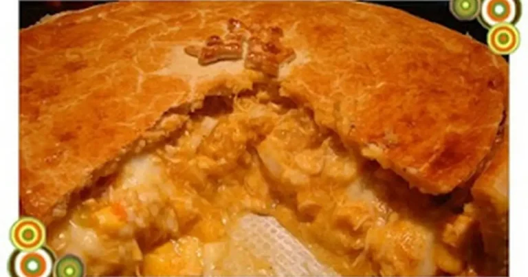Empadão de Frango com Palmito
