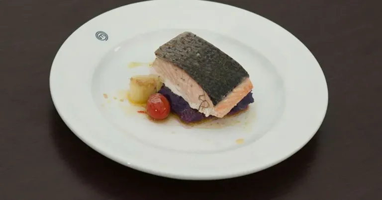 Foto da receita de Salmão com Purê de Cominho