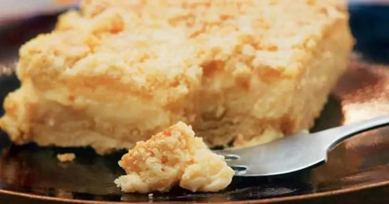 Foto da receita de Torta cremosa de farofa