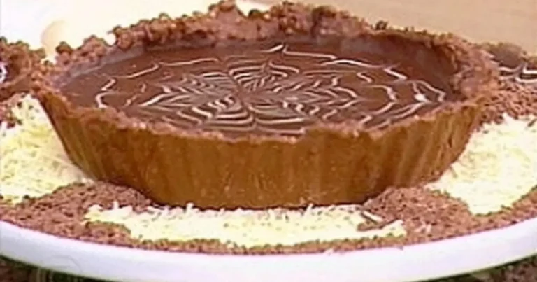 Foto da receita de Torta Crisp de Chocolate Com Ganache