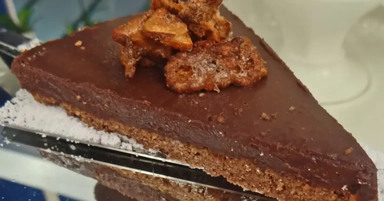 Foto da receita de Torta de Chocolate Crocante