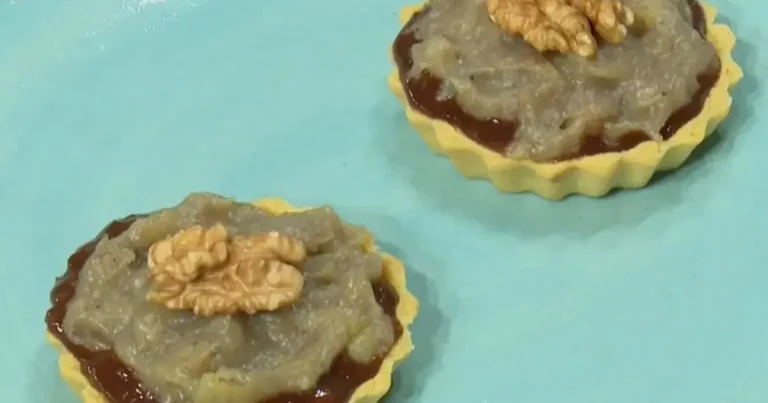Foto da receita de Torta de chocolate crocante e banana
