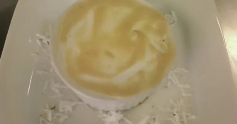 Foto da receita de Torta de Coco com Merengue