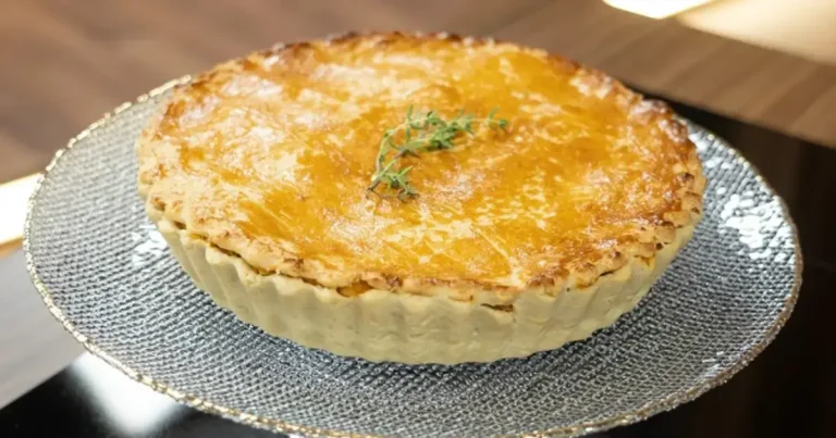 Foto da receita de Torta de frango com palmito