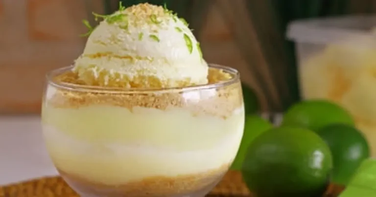 Foto da receita de Torta de limão com sorvete de creme