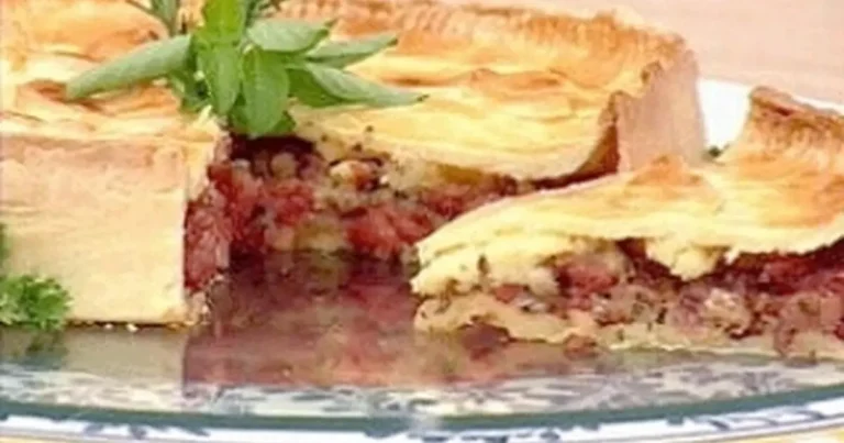 Foto da receita de Torta de Linguiça