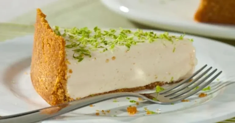 Foto da receita de Torta de liquidificador de limão com massa de sucrilhos