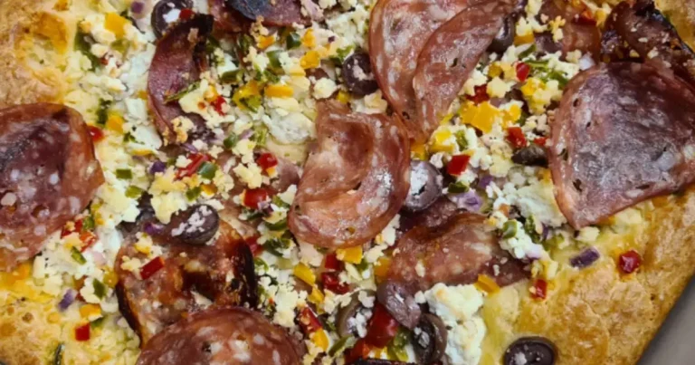 Foto da receita de Torta de liquidificador de ricota com salame